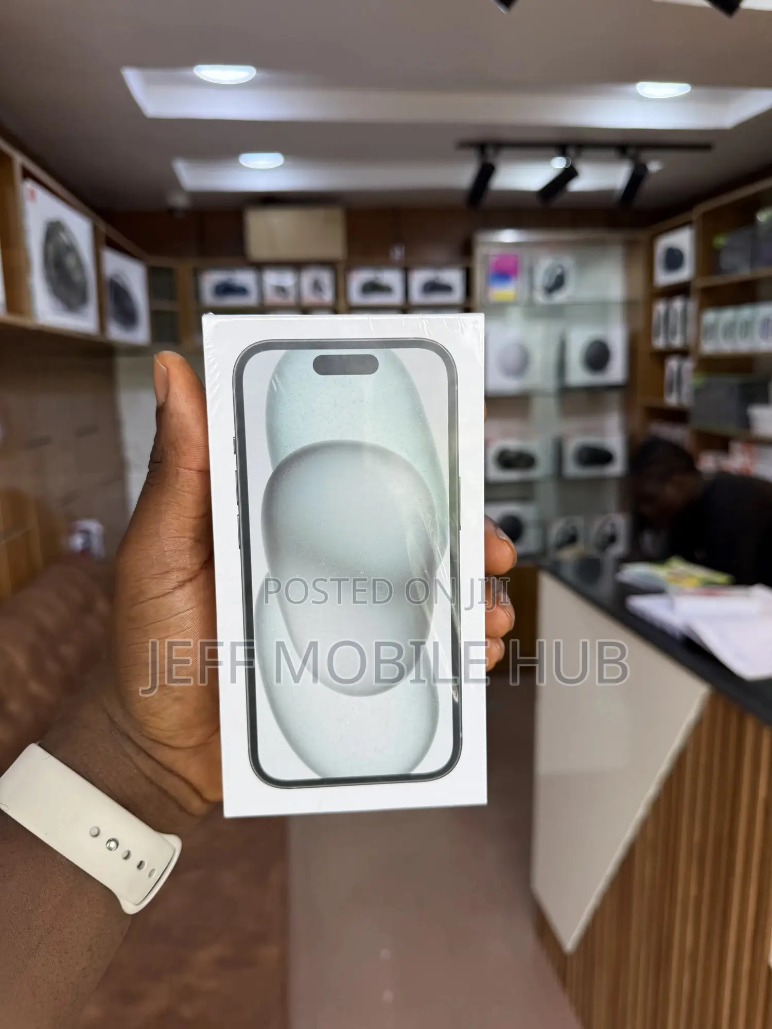 New Apple iPhone 15 128 GB Black