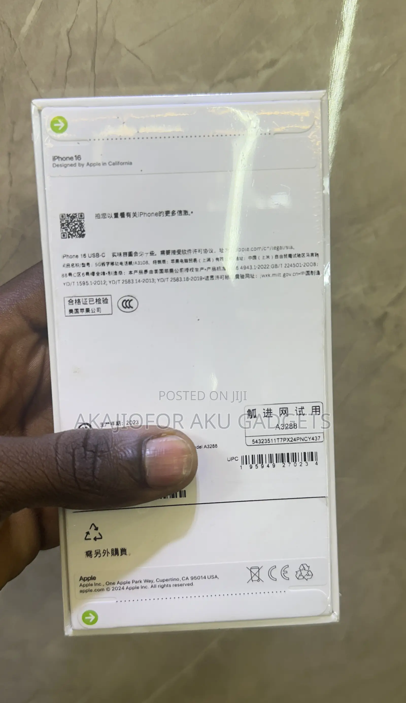 New Apple iPhone 16 128 GB White