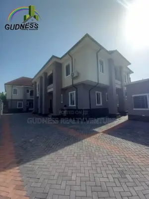 2bdrm Apartment in Ogombo for rent