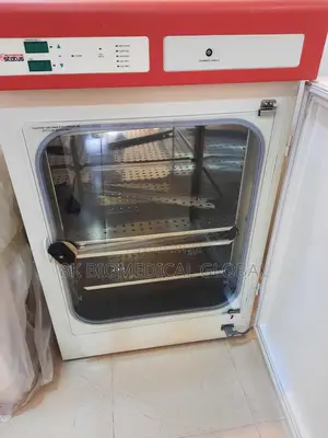 Uk Nuaire Nu-5500e Thermal Control Status Co2 Laboratory Incubator