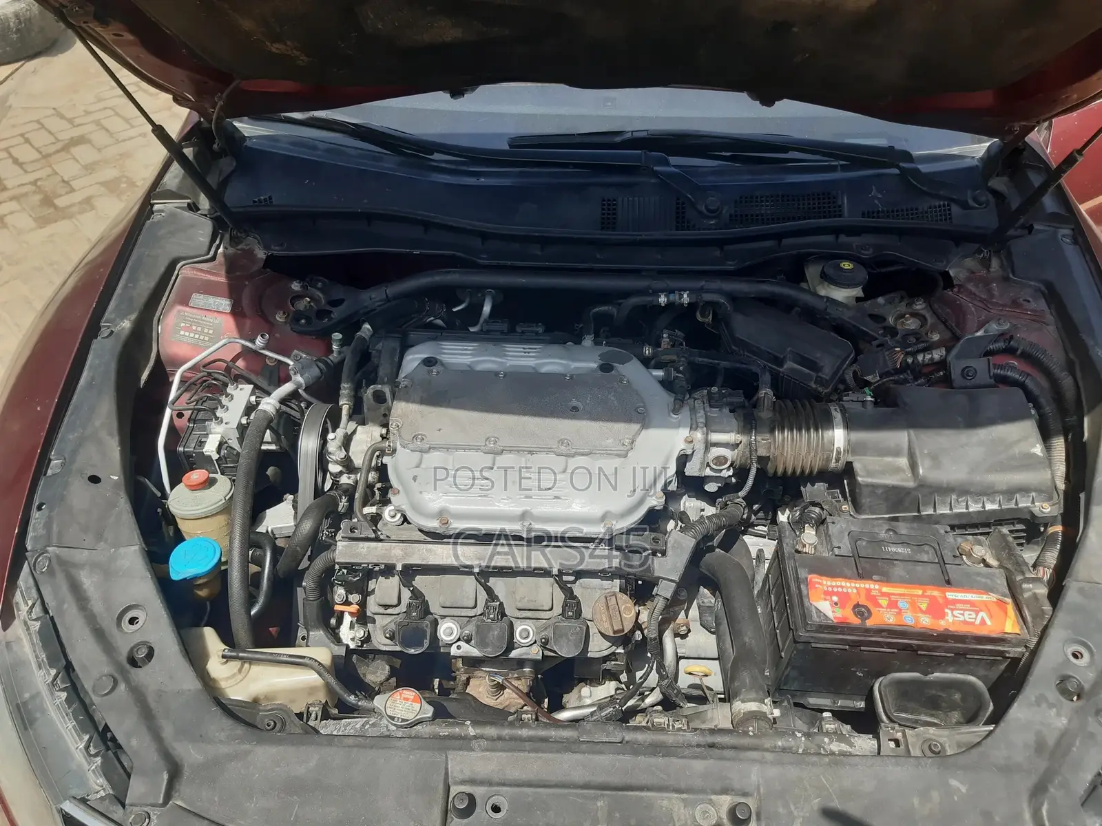 Honda Crosstour 2011 Red