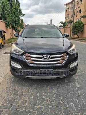 Hyundai Santa Fe Limited 4dr SUV AWD (3.3L 6cyl 6A) 2015 Black