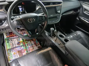 Toyota Avalon Limited Sedan FWD (3.5L 6cyl 6A) 2013 Blue