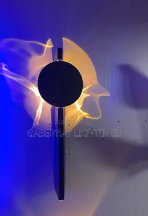 Modern Fire-Like Wall Light