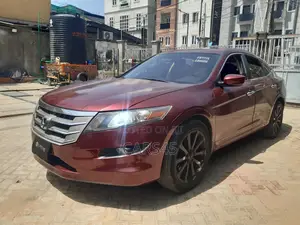 Honda Crosstour 2011 Red
