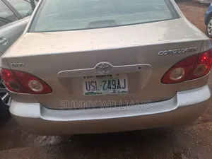 Toyota Corolla 2005 Brown