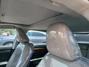 Lexus ES 350 FWD 2016 White
