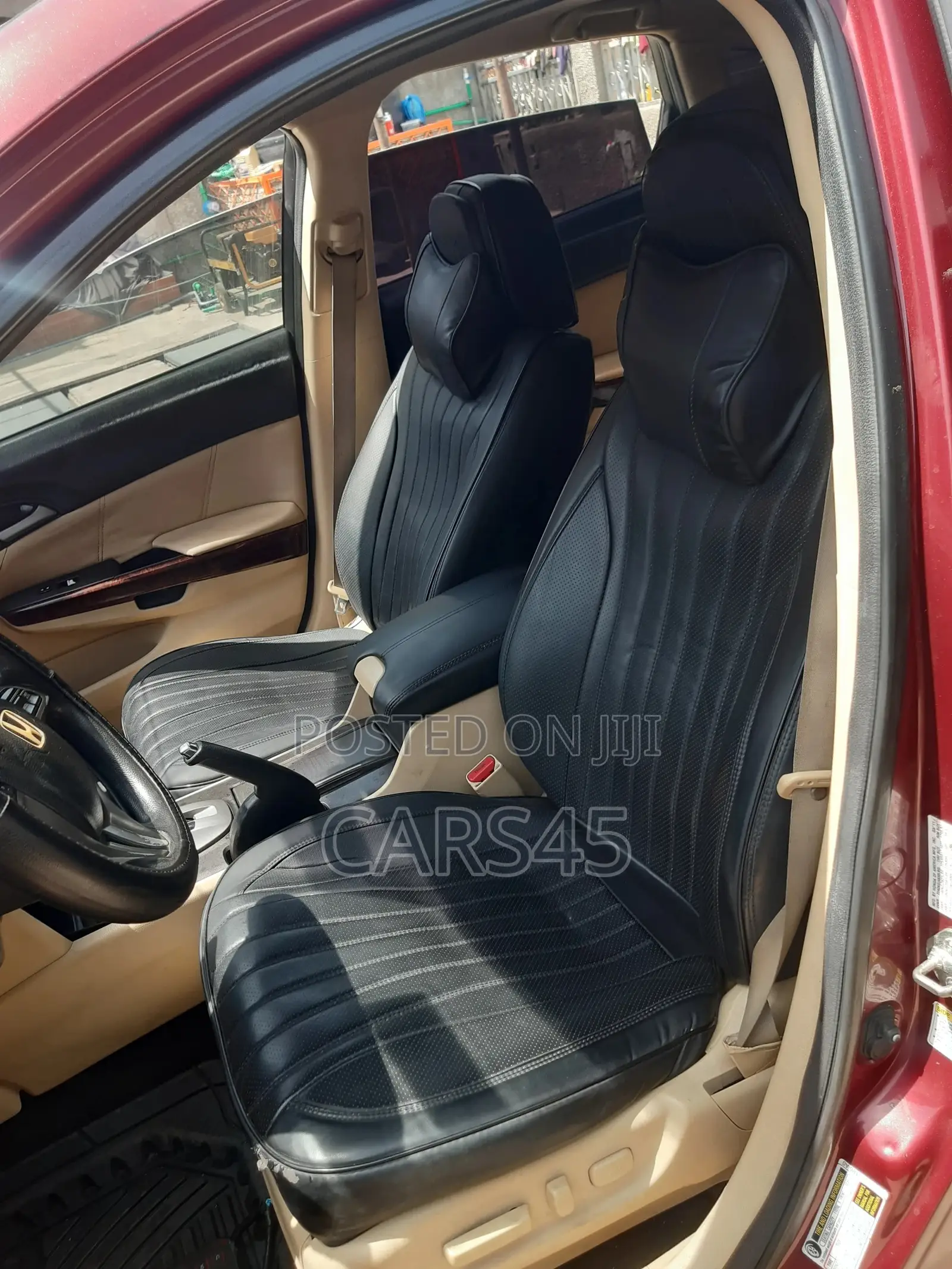 Honda Crosstour 2011 Red