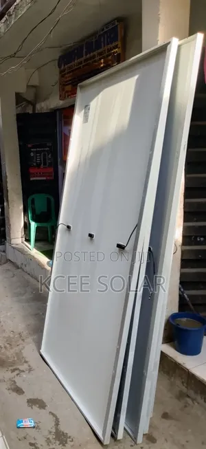 600w Canadian Solar Panel