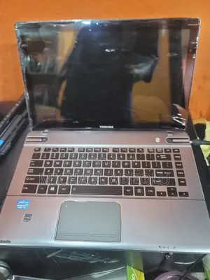 Laptop Toshiba Satellite P840 8GB Intel Core i5 HDD 640GB