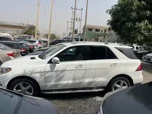 Mercedes-Benz GLE-Class 2017 White