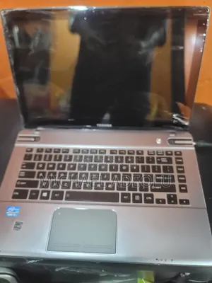 Laptop Toshiba Satellite P840 8GB Intel Core i5 HDD 640GB
