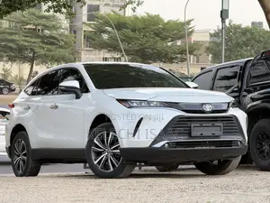 Toyota Venza XLE AWD 2023 White