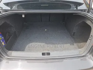 Volkswagen Passat 2.0 Sedan 2010 Brown