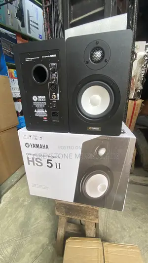 Yamaha Studio Monitor Hs5