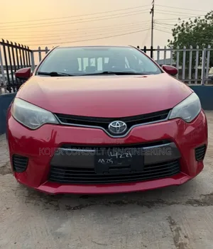 Toyota Corolla LE 4dr Sedan (1.8L 4cyl CVT) 2014 Red