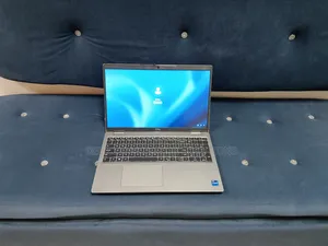Laptop Dell Latitude 5520 16GB Intel Core i7 SSD 256GB