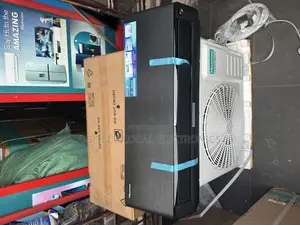 Hisense 1.5hp Inverter Black Face Split Unit