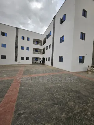 3bdrm Block of Flats in Durumi for rent