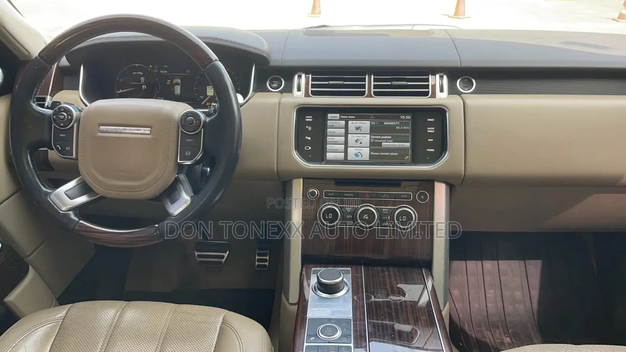 Land Rover Range Rover Vogue 2015 White