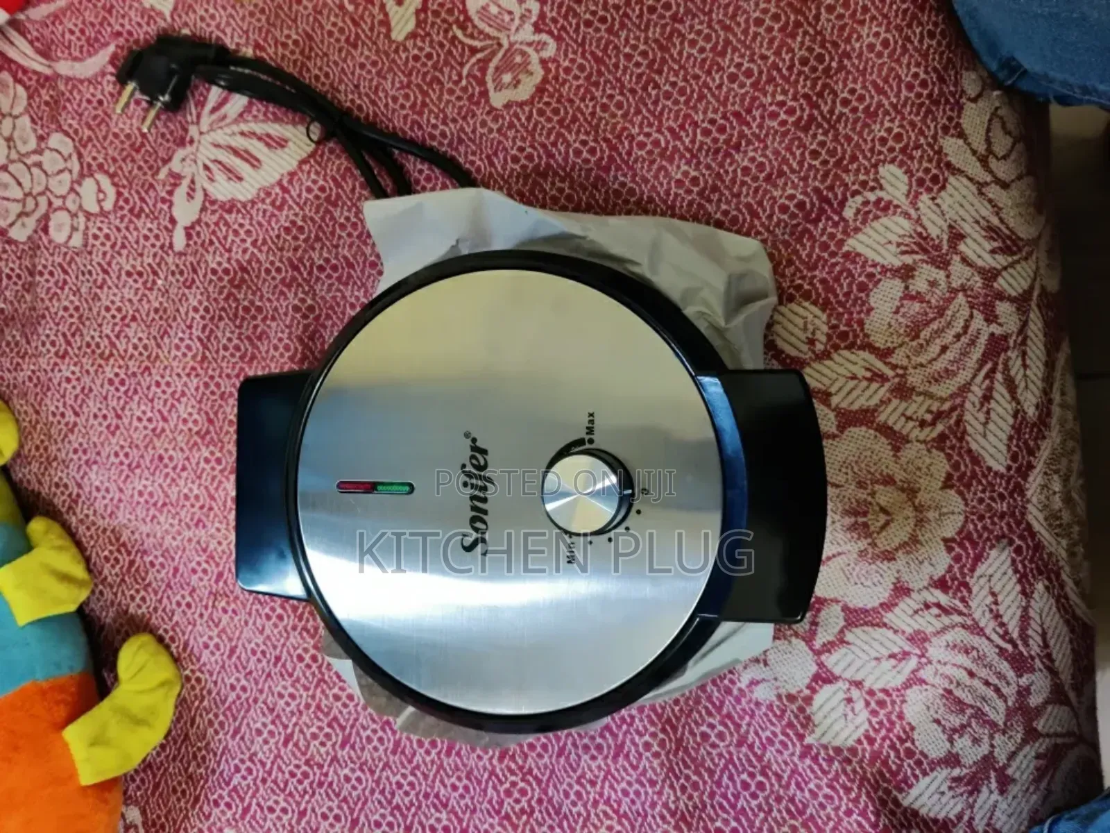 Sonifer Sf-6084 Electric Waffle Maker.