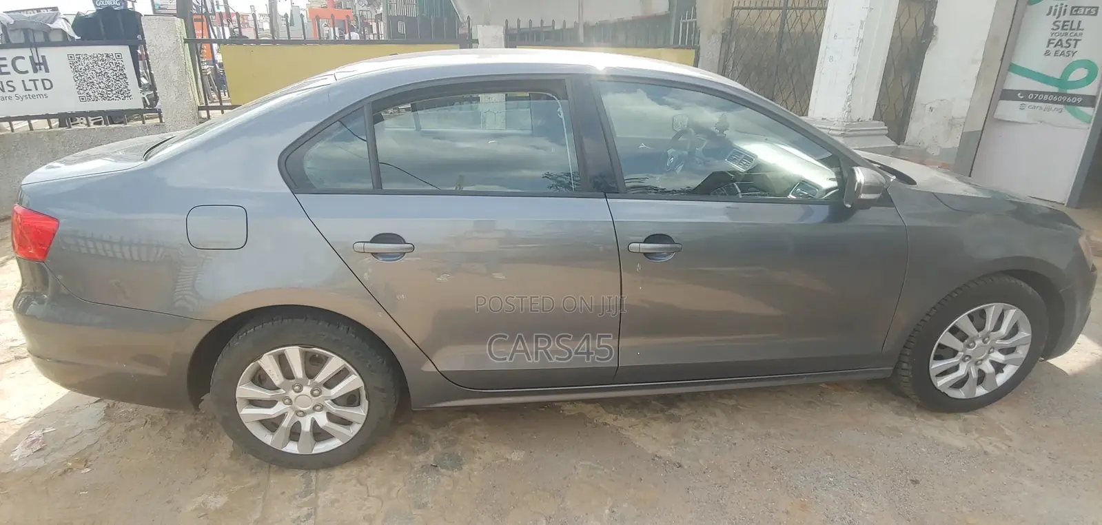 Volkswagen Jetta 2011 Gray