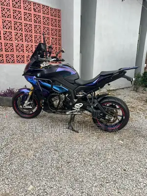 BMW S 1000 XR 2019 Blue