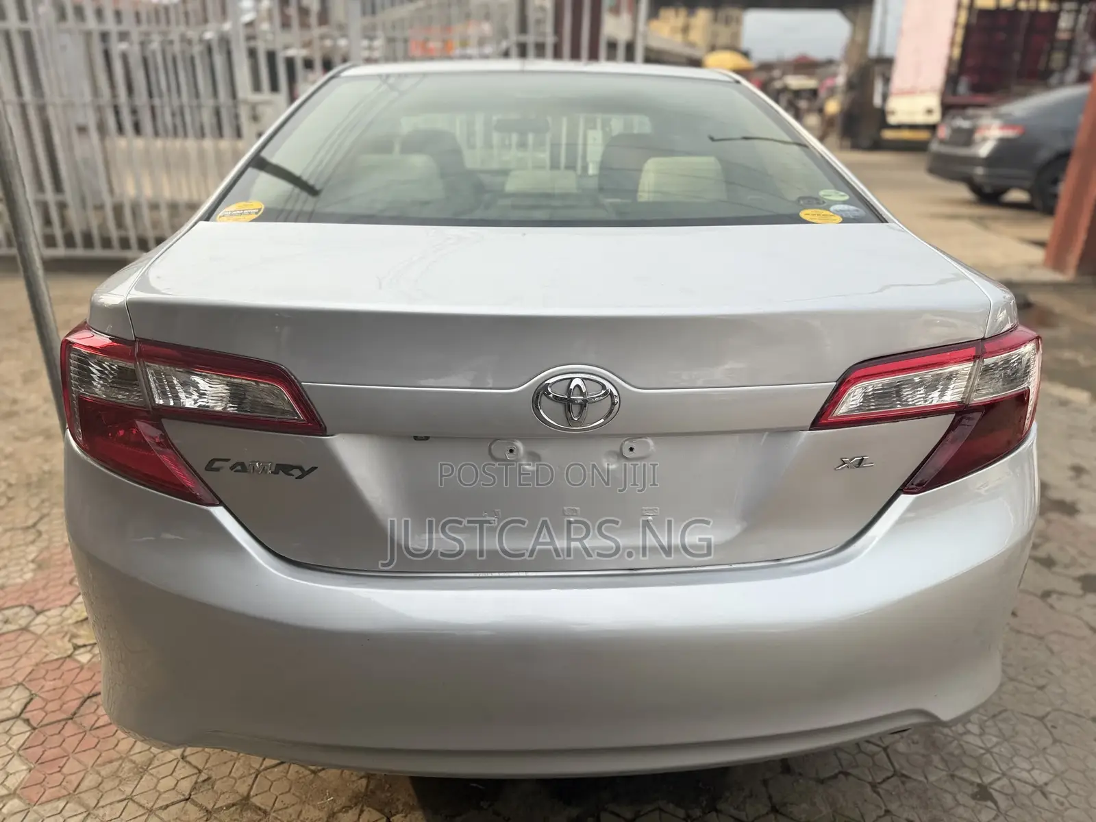 Toyota Camry 2014 Silver