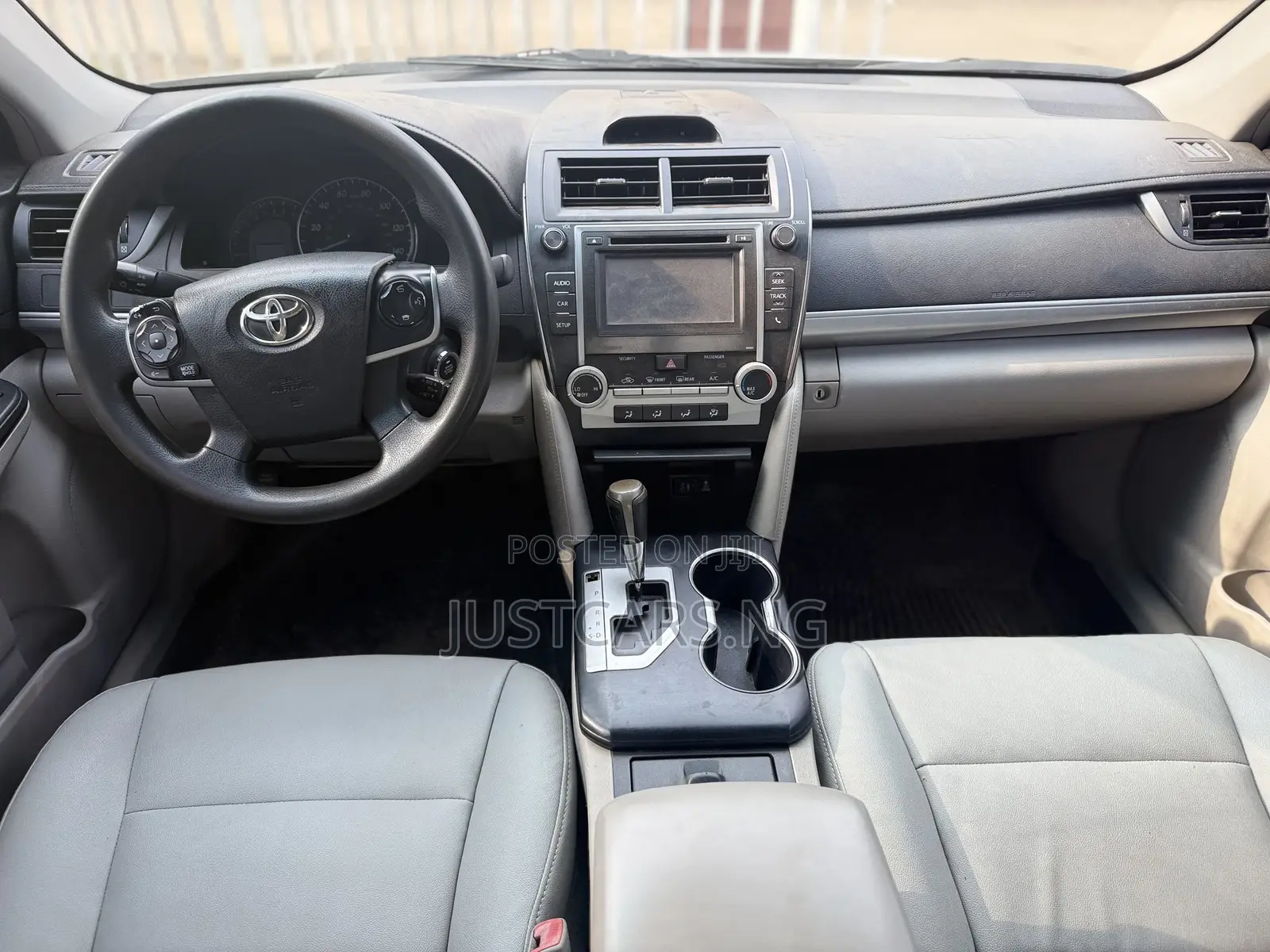 Toyota Camry 2014 Silver