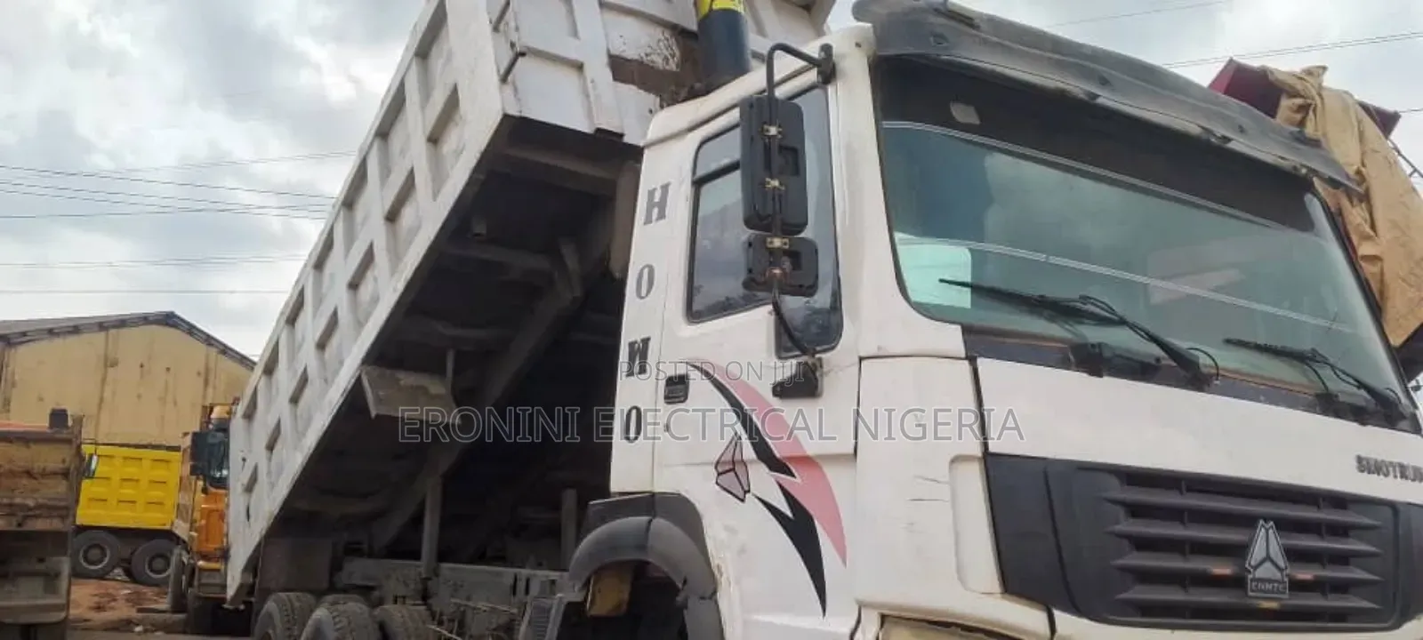 Howo 10 Tyre Truck 371 Engine 2002 White