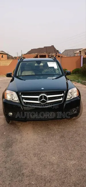 Mercedes-Benz GLK-Class 350 2010 Black