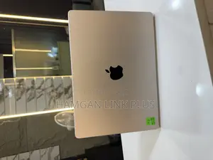 Laptop Apple MacBook Pro 2021 M1 32GB Apple M1 Pro SSD 1T