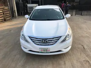 Hyundai Sonata 2011 White