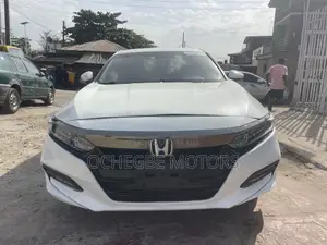 Honda Accord Sport 2.0T 2020 White