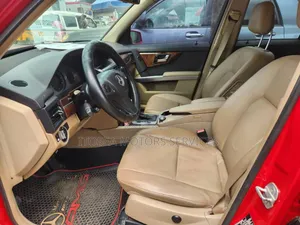 Mercedes-Benz GLK-Class 350 2010 Red