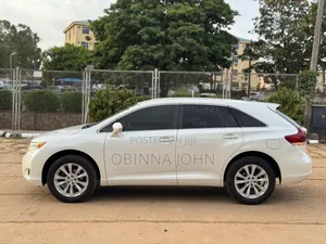 Toyota Venza LE FWD 2013 White