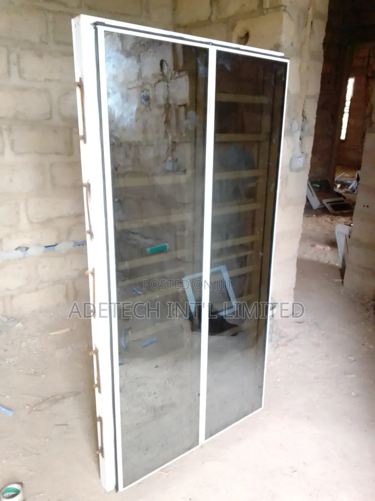 Aluminium Frameless Window