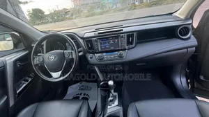 Toyota RAV4 Limited AWD (2.5L 4cyl 6A) 2016 Gray