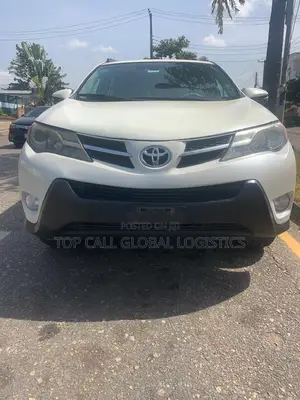 Toyota RAV4 Limited 4dr SUV (2.5L 4cyl 6A) 2014 White