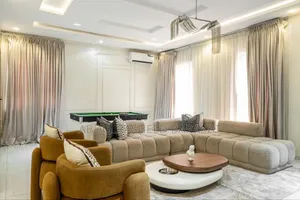 Stunning 2bedroom Apartment With Balcony, Snooker Board, Gym
