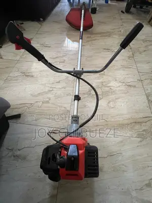 Grass Cutting Machine