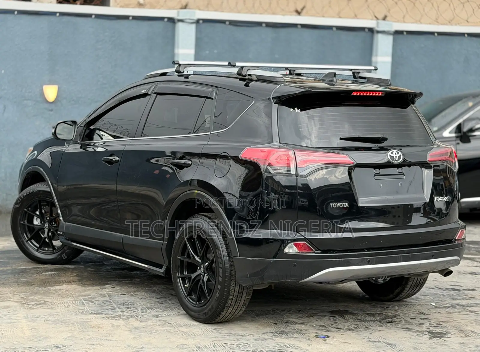Toyota RAV4 2018 Black