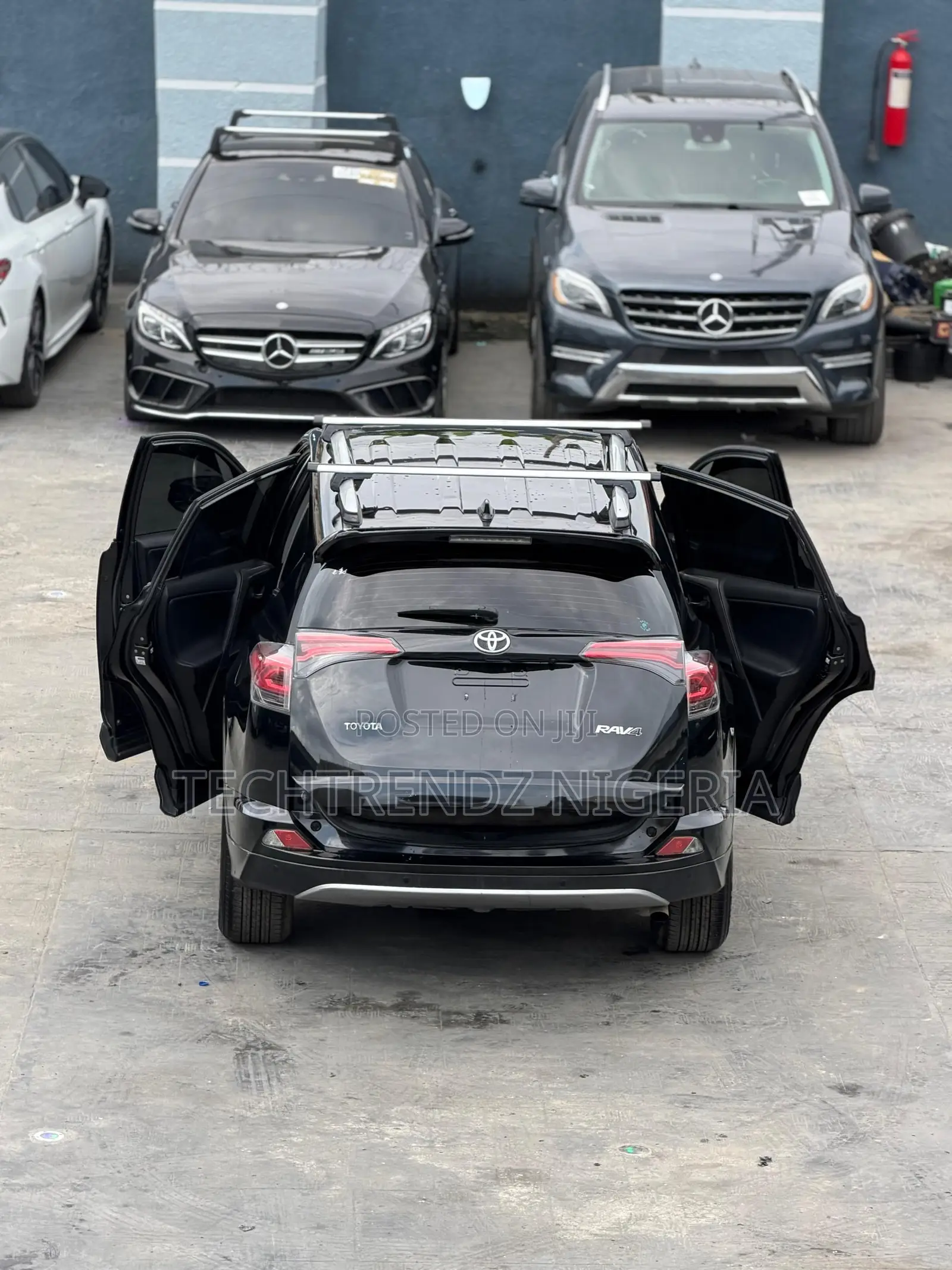 Toyota RAV4 2018 Black