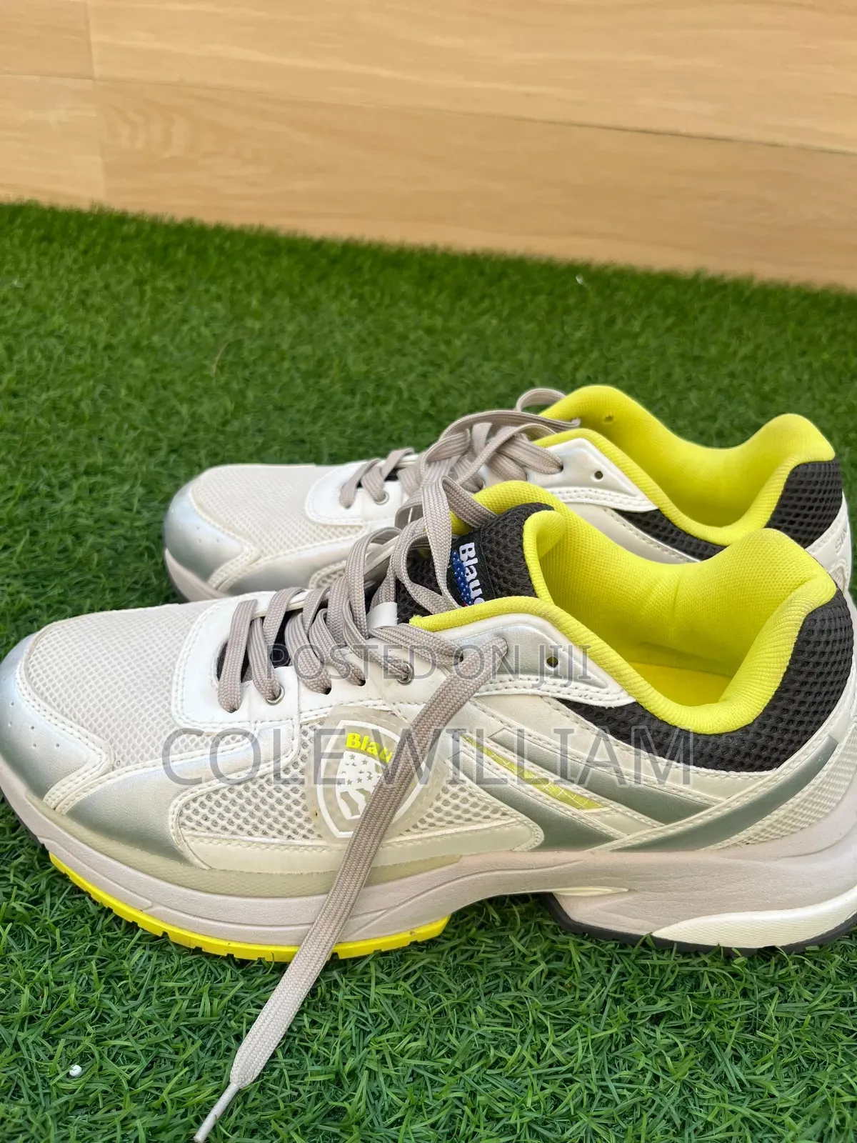Blauer Sneakers Size 44