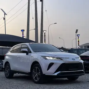 Toyota Venza Limited 2022 White