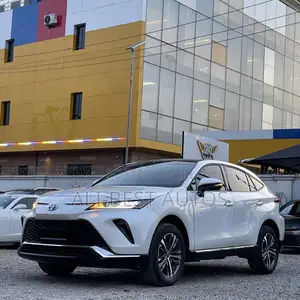 Toyota Venza Limited 2022 White
