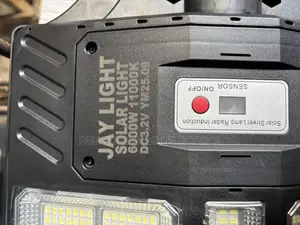 6000w Solar Street Light With Inbuilt Panel for Charging