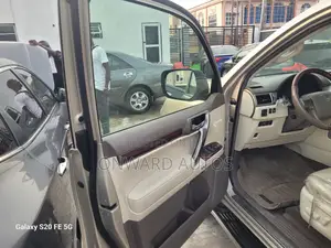 Lexus GX 2014 Gold