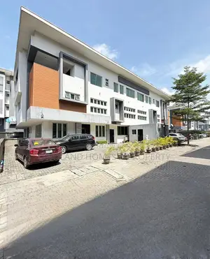4bdrm Duplex in Ikate Estate for rent