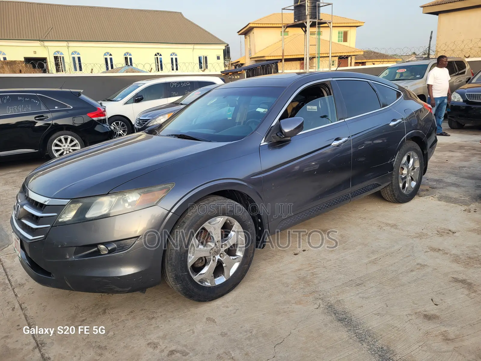 Honda Crosstour 2012 Gray